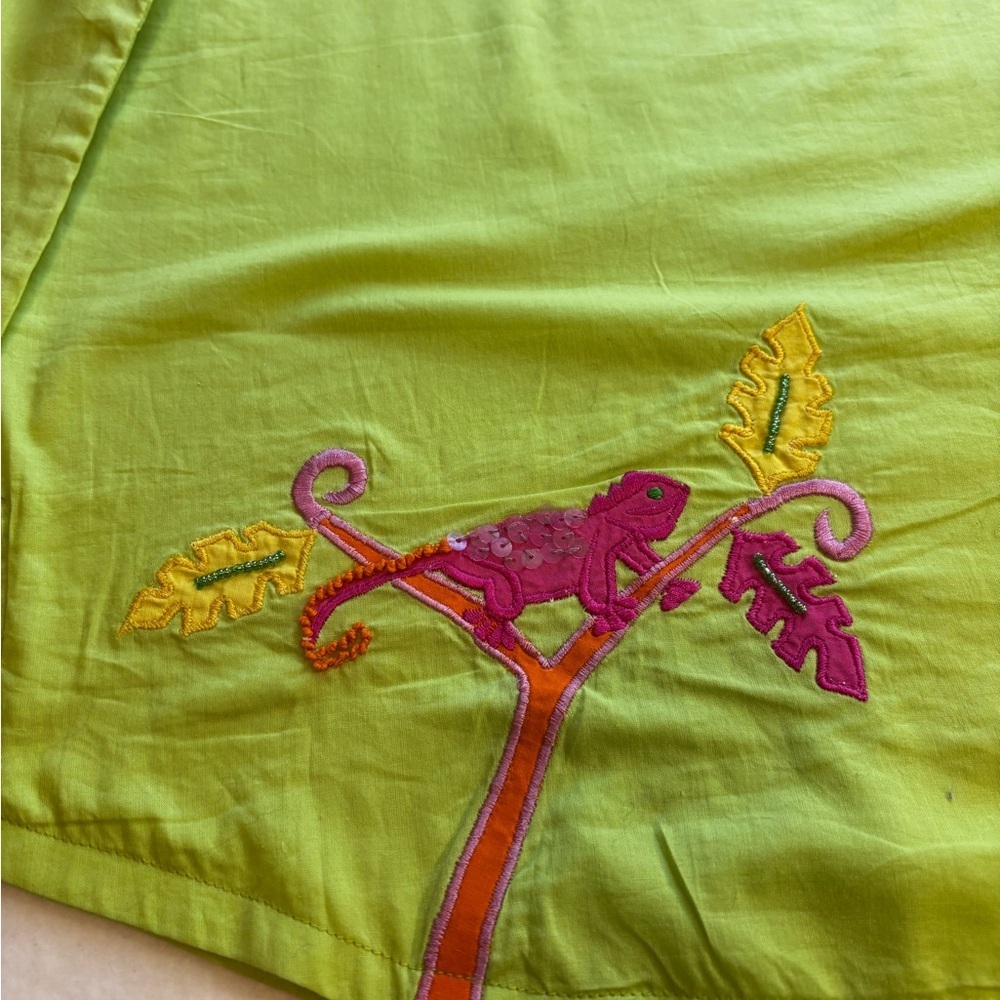 Michael Simon XL Lime Embroidered Chameleon Top NWT - Picture 7 of 15